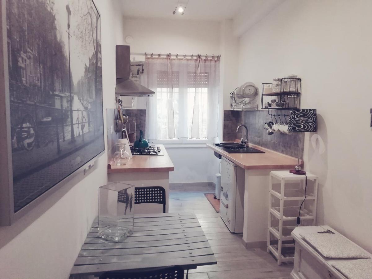 White Apartment Roma Exterior foto